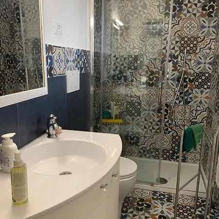 La Stanza Col Giardino 3*